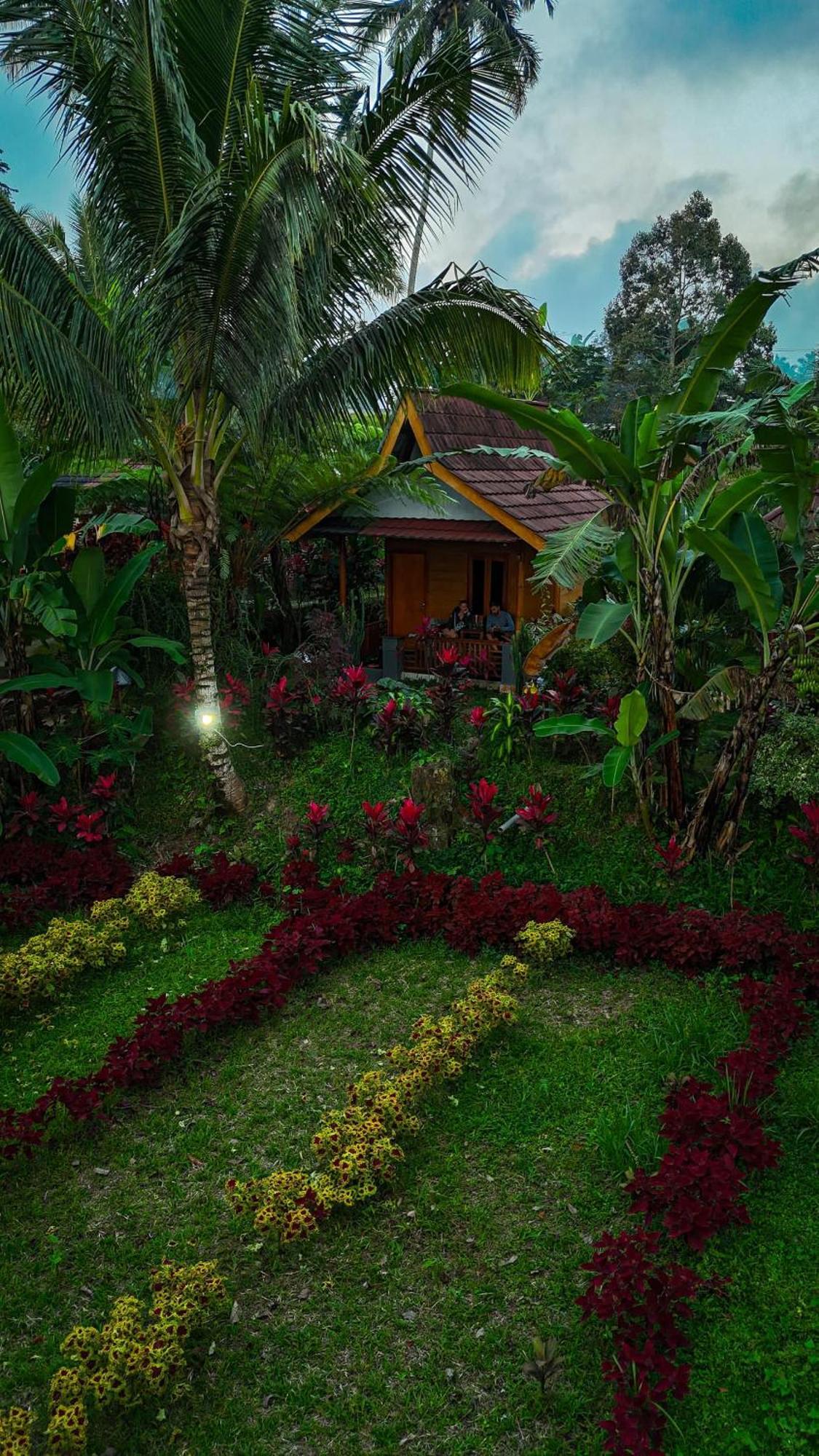 Wina Wani Bungalows Tetebatu Buitenkant foto